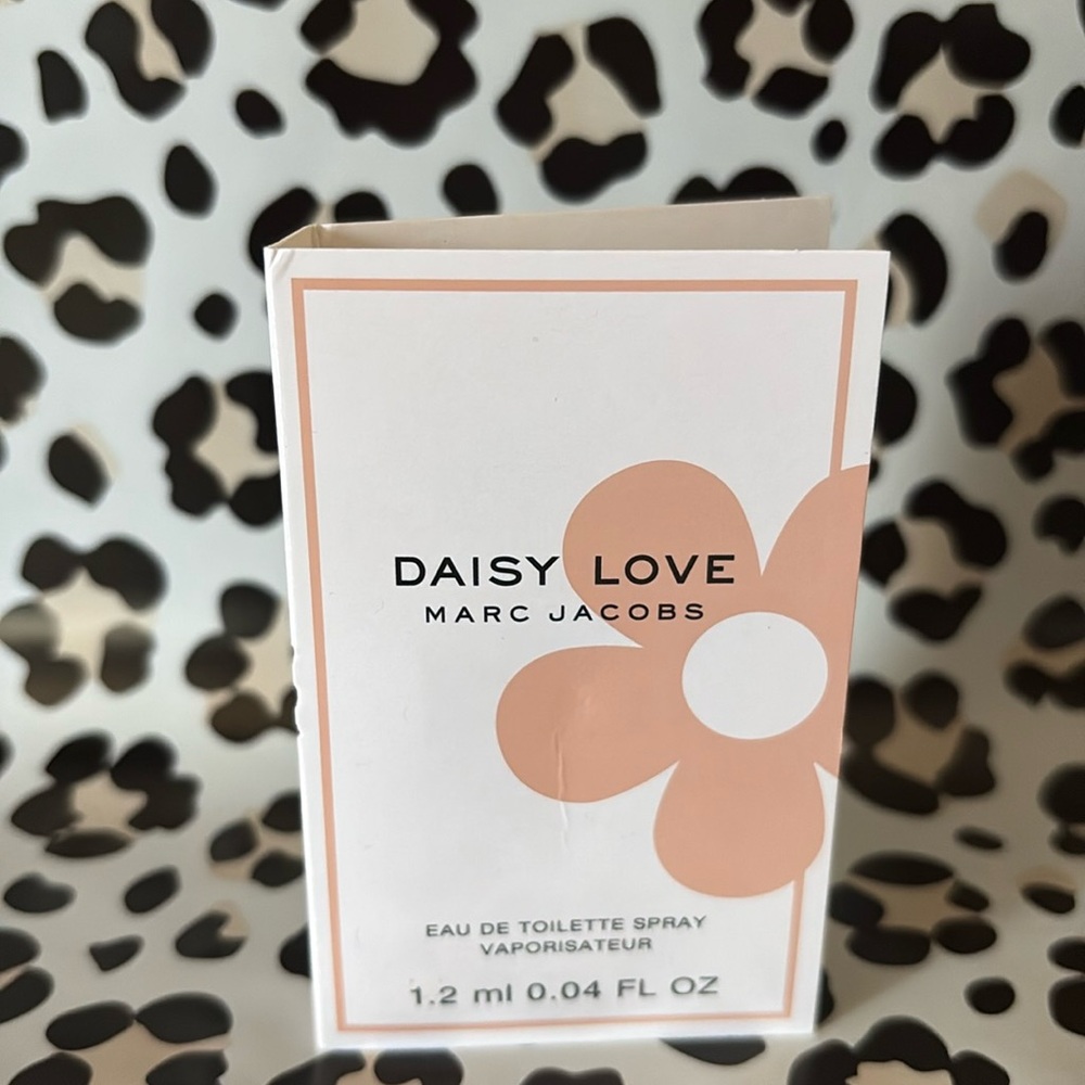 ❤️ 4 for $20 Marc Jacobs Daisy Love Mini Travel Vial NEW